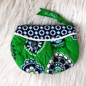 [Vera Bradley] Sweetheart Pouch in Cupcakes Green